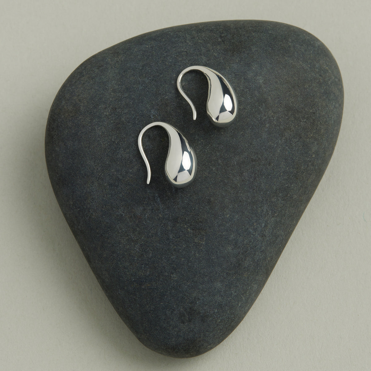 Sterling Silver 9x21mm Teardrop Earrings