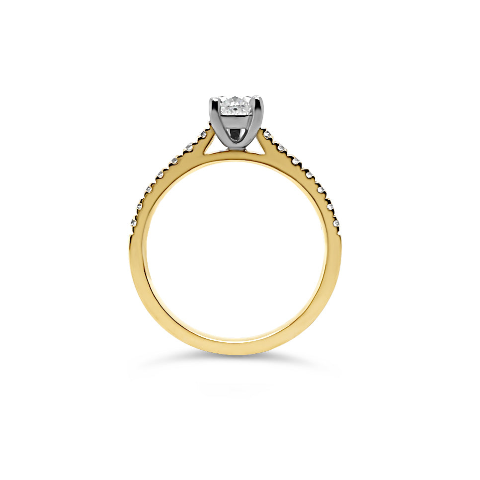 18ct Gold 0.72ct TW Pear Cut Natural Diamond Ring