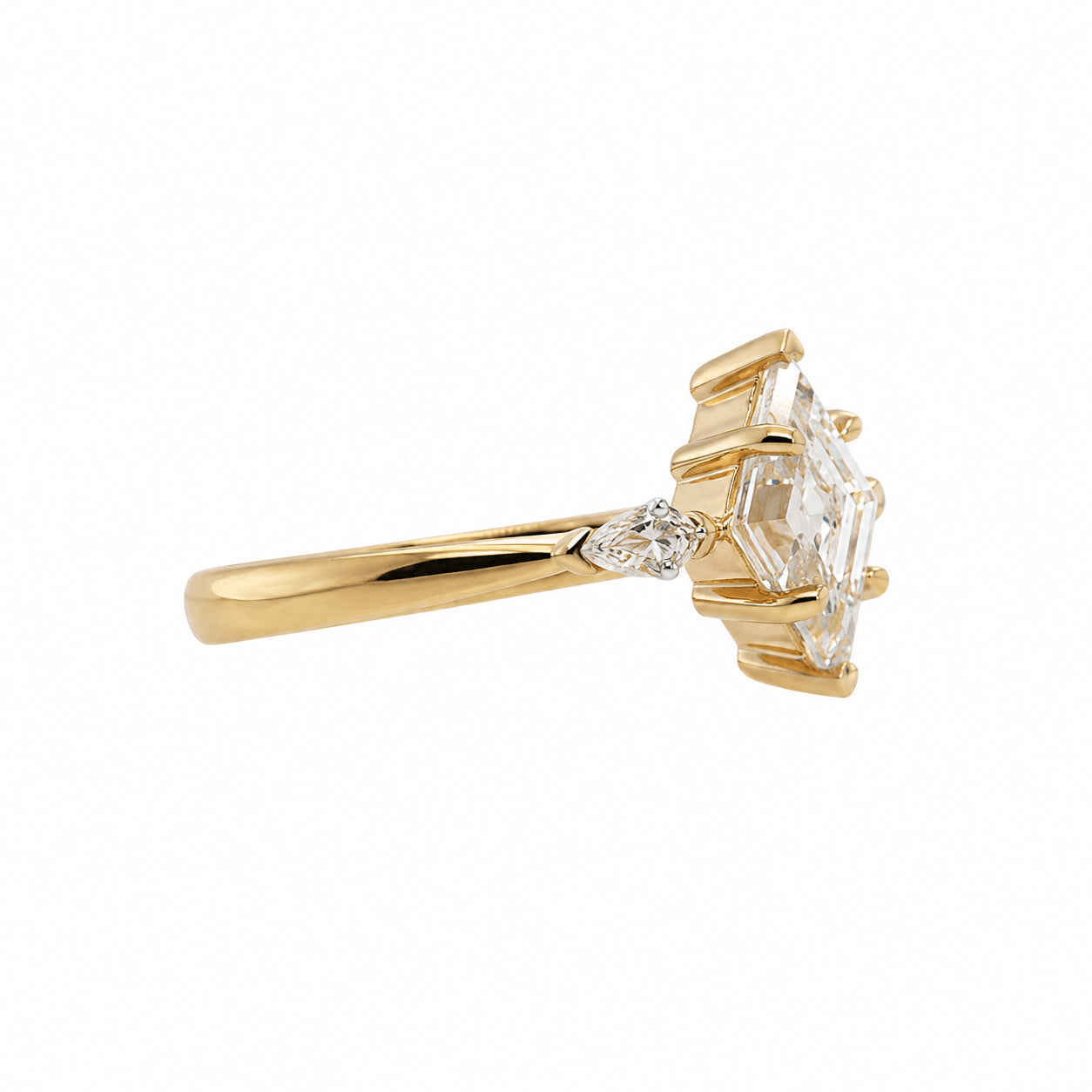 18ct Yellow Gold Eclipse Natural Diamond Ring
