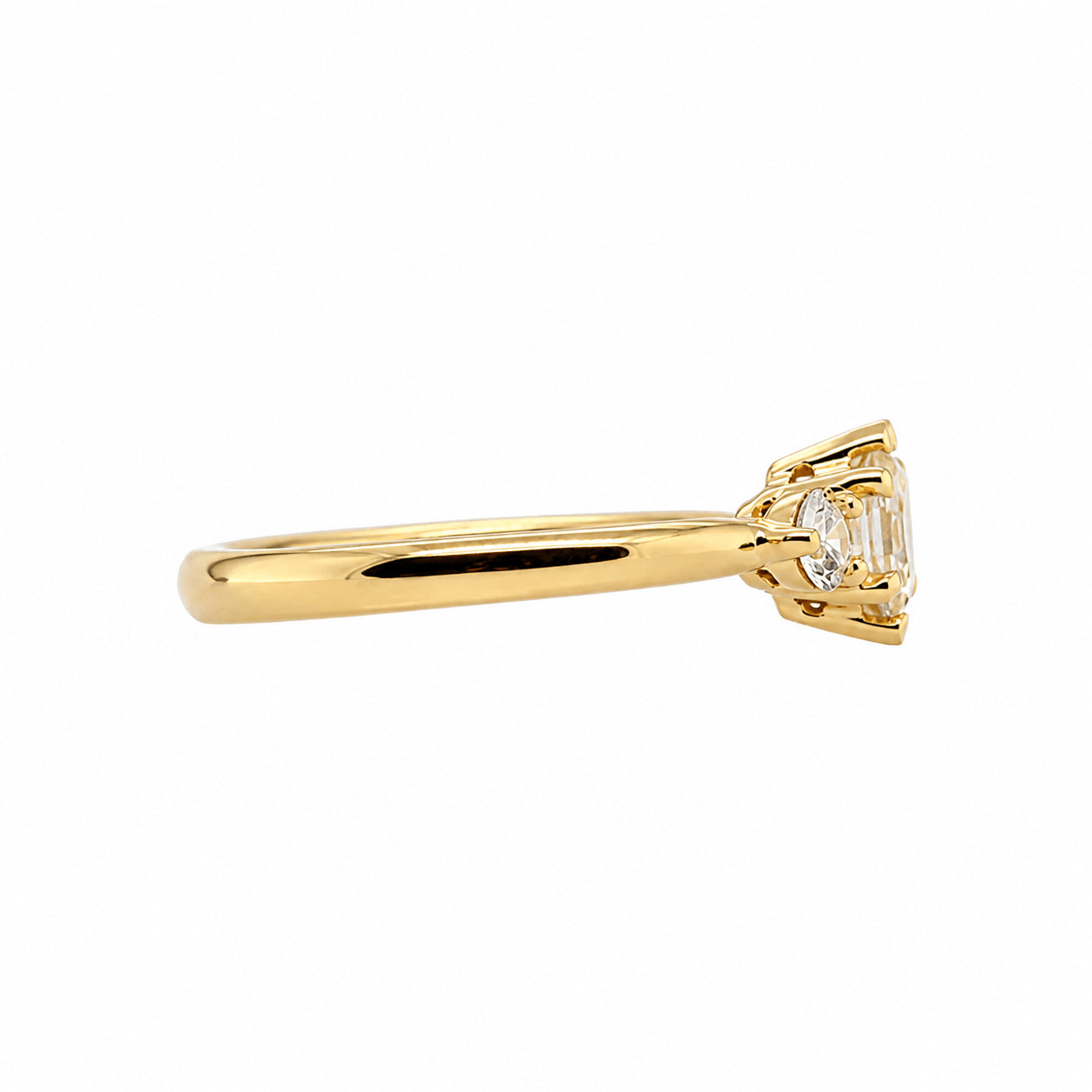 18ct Yellow Gold 0.68ct TW Hexagon Natural Diamond Trilogy Ring