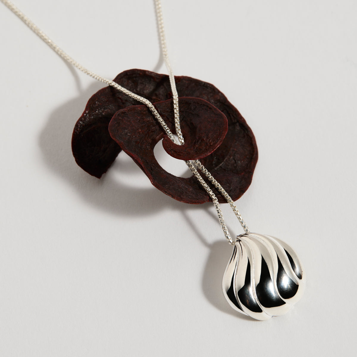 Silver Murmur Necklace