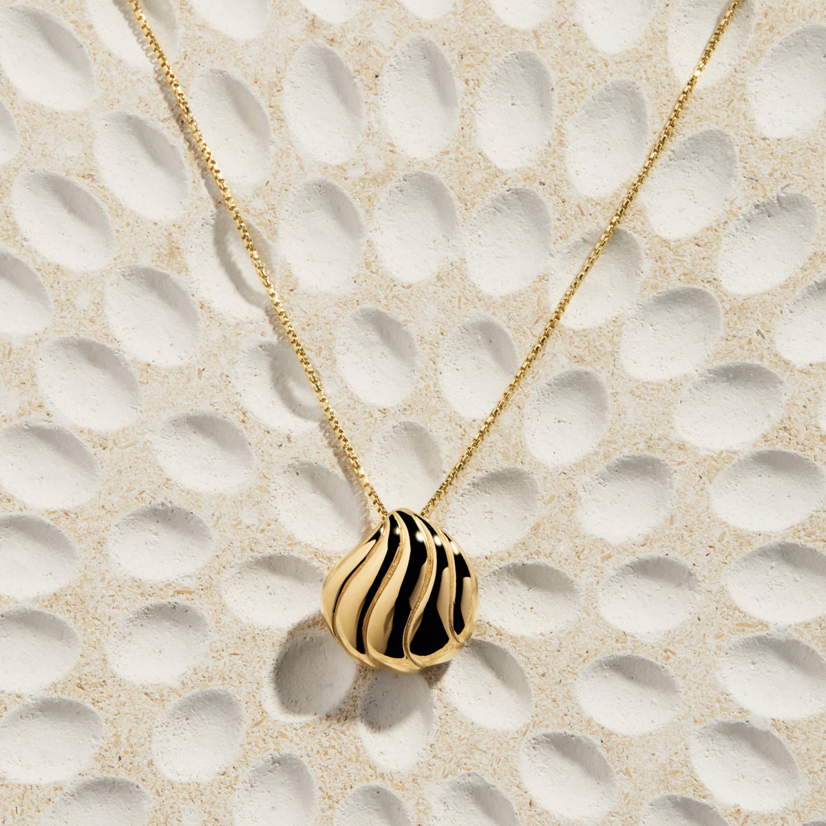 Yellow Gold Murmur Necklace