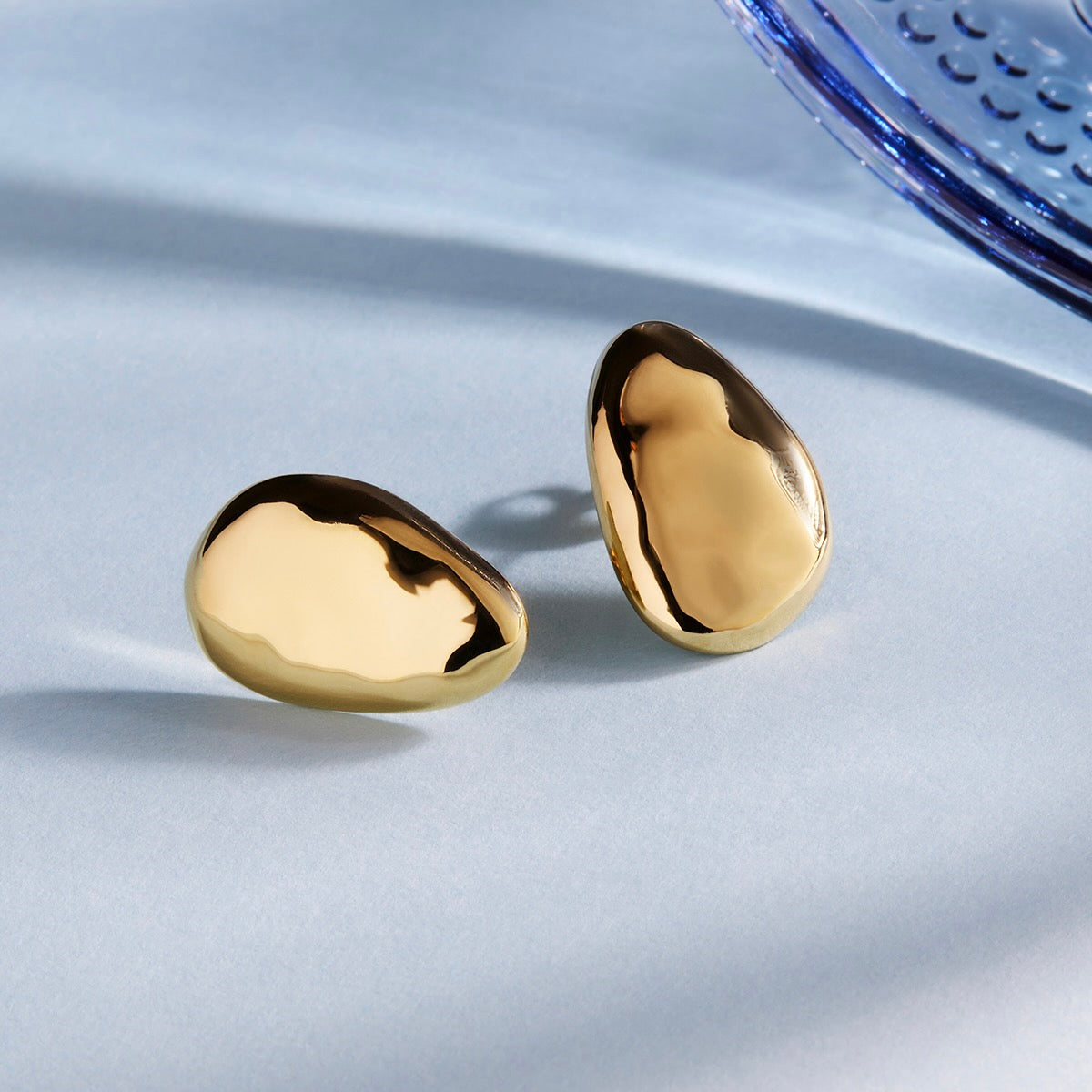 Gold Pebblestone Stud Earrings