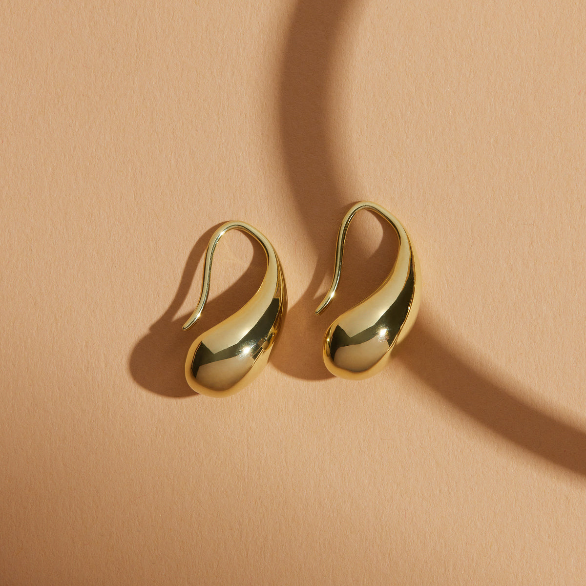Yellow Gold Teardrop Drop Earrings
