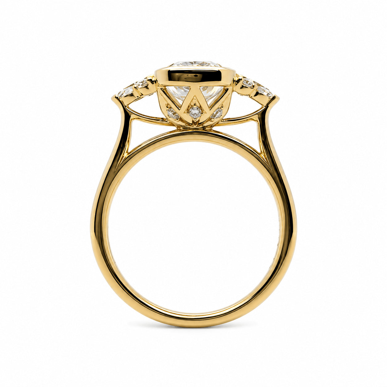 18ct 2.00ct Cushion Cut LAB Grown Diamond Ring