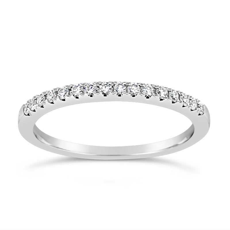 18ct White Gold Fine Diamond Ring